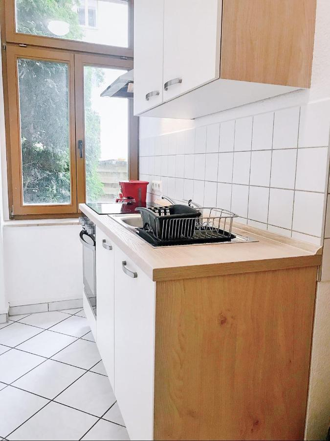 Familienfreundliches Apartment Im Zentrum Fuer Geschaeftsreisen Und Privat Dresden Bagian luar foto